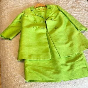 Stunning 1960s Lime Green 3 piece Raw Silk Suit Set - Size 12/14